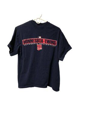 Minnesota Twins T Shirt Size Medium Cotton Short Sleeve Baseball Sports TEE